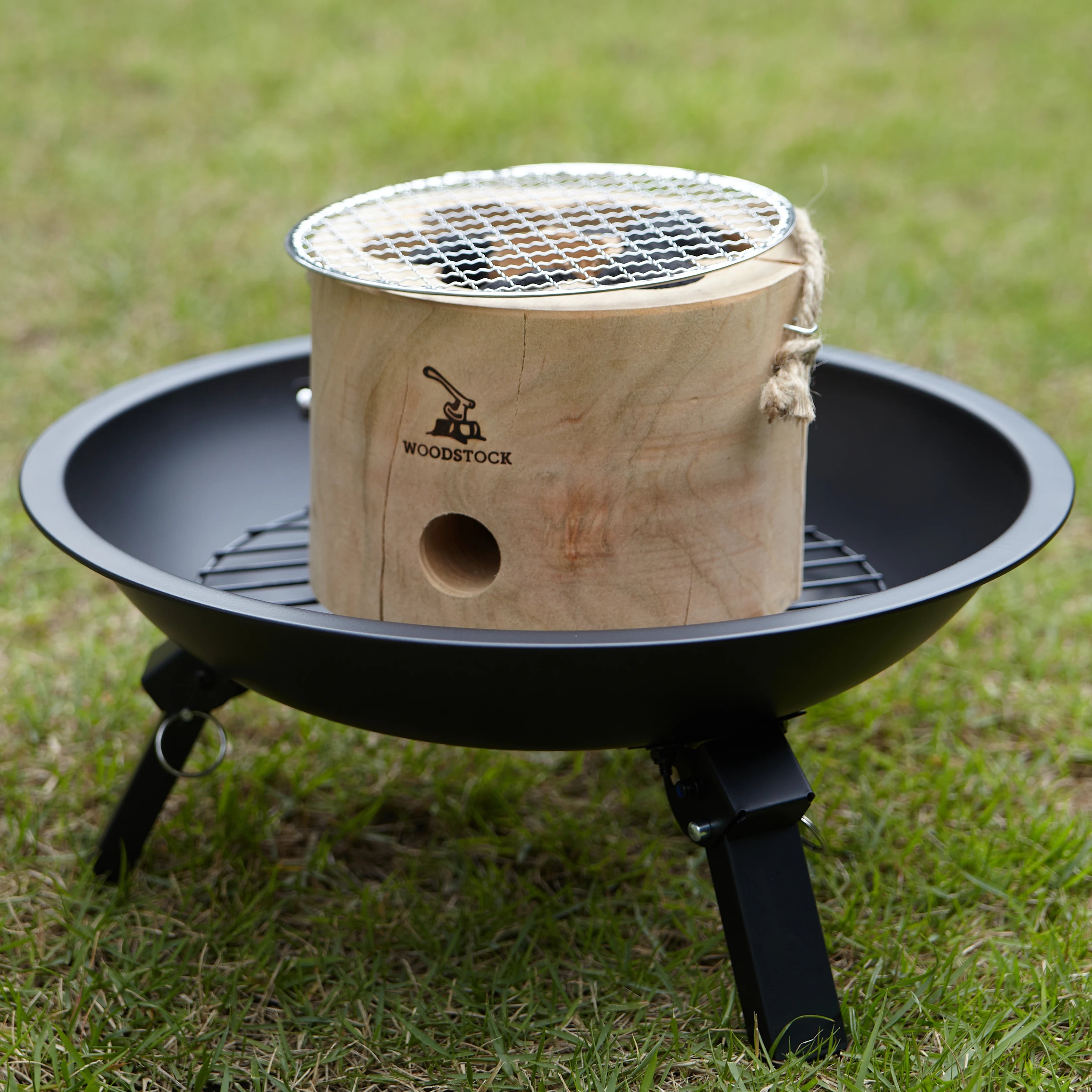 準備の手間要らず 食材の深みがます”魔法の燻製BBQグリル” ウッドグリル